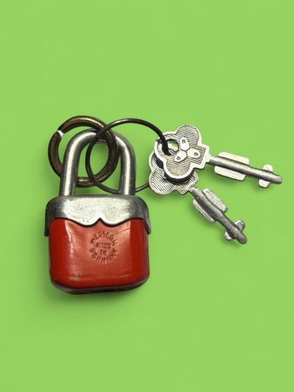 Tiny Red Padlock with Clover Keys on keychain Made in mid century West Germany